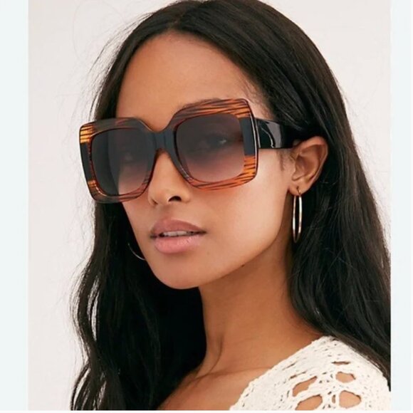 Free People NWT oversized square large frame brown sunglasses - Picture 1 of 2